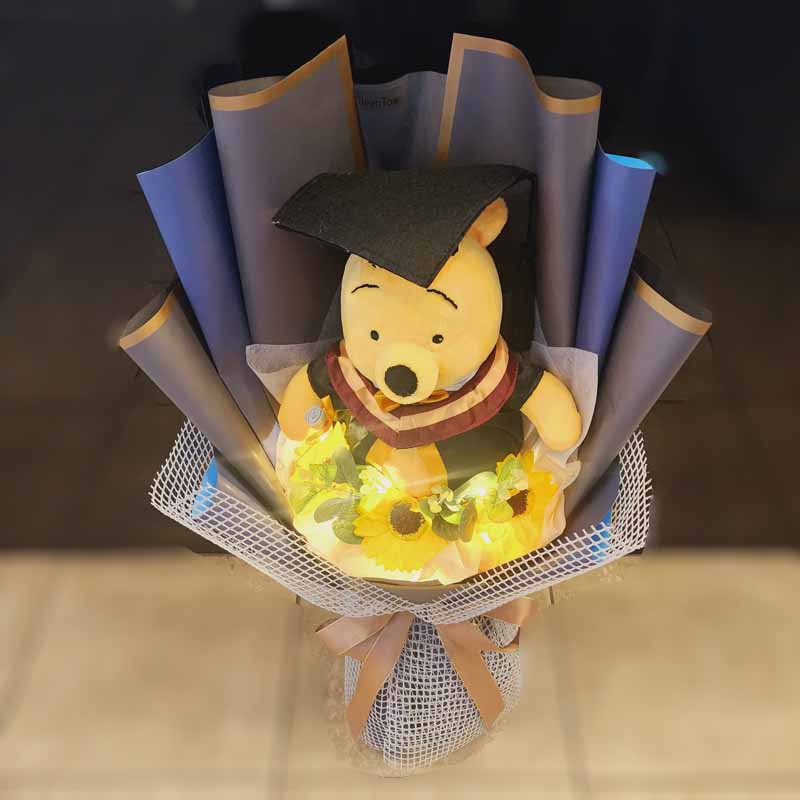Winnie Pooh Graduation 2 Winnie Pooh Graduation - Image 2