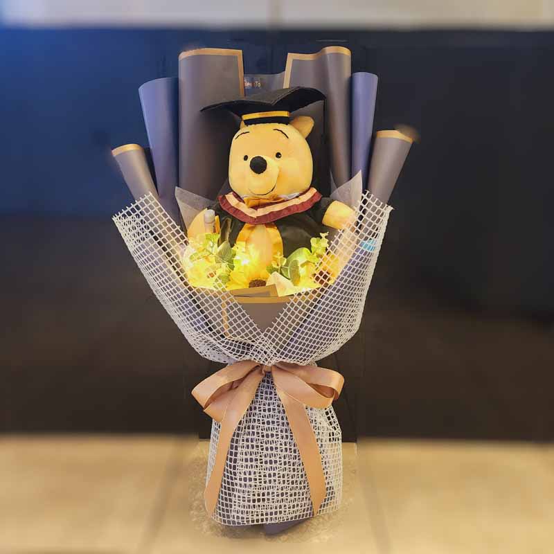 Winnie Pooh Graduation 3 Winnie Pooh Graduation - Image 3